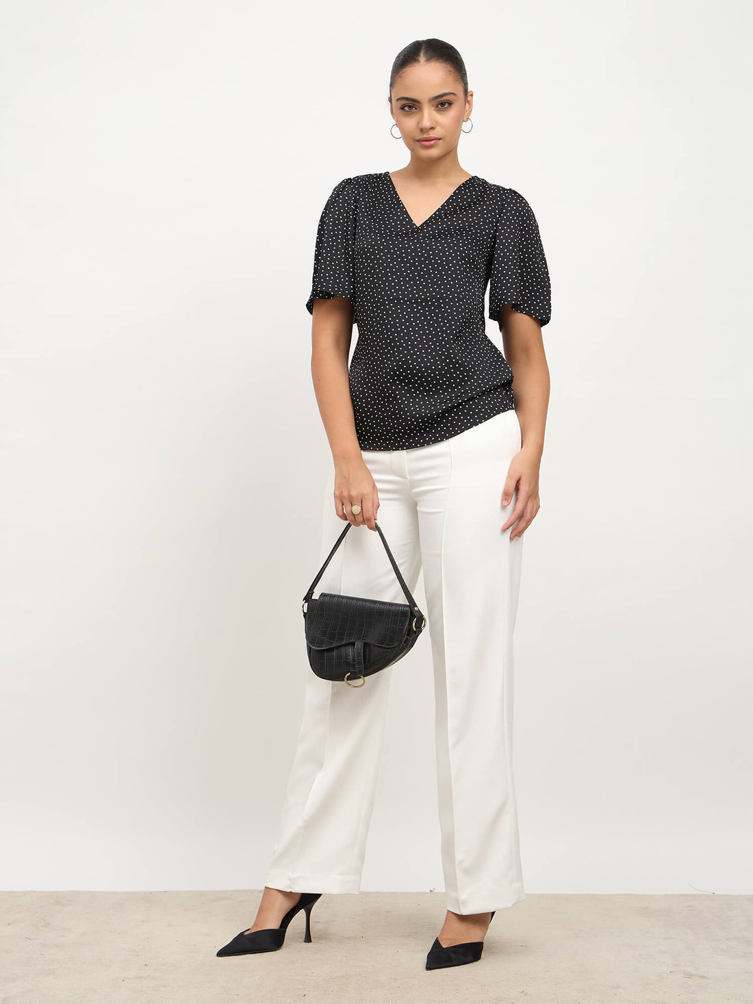 Elix Flared Sleeves V-neck Top-Black &amp; White