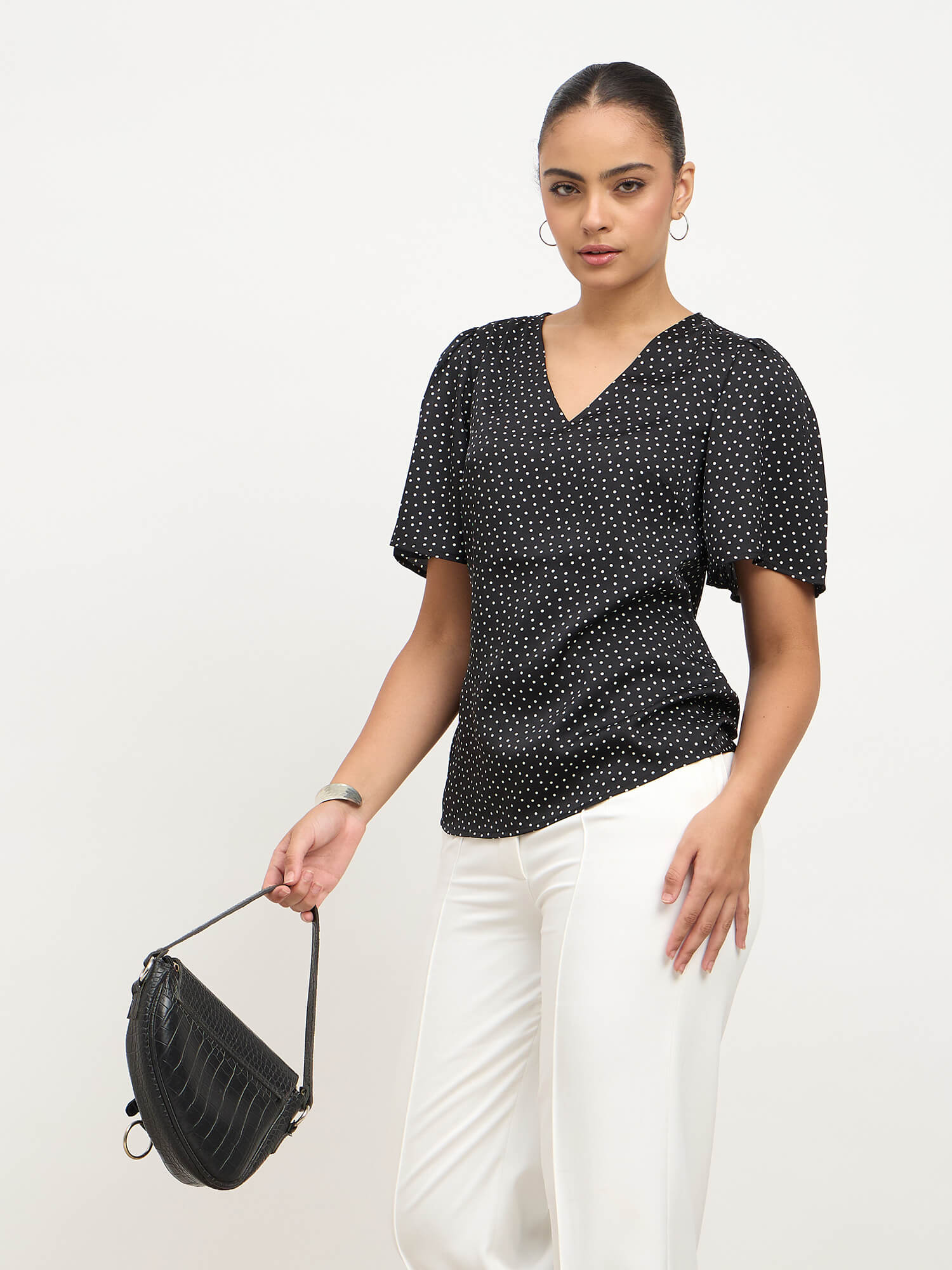 Elix Flared Sleeves V-neck Top-Black &amp; White