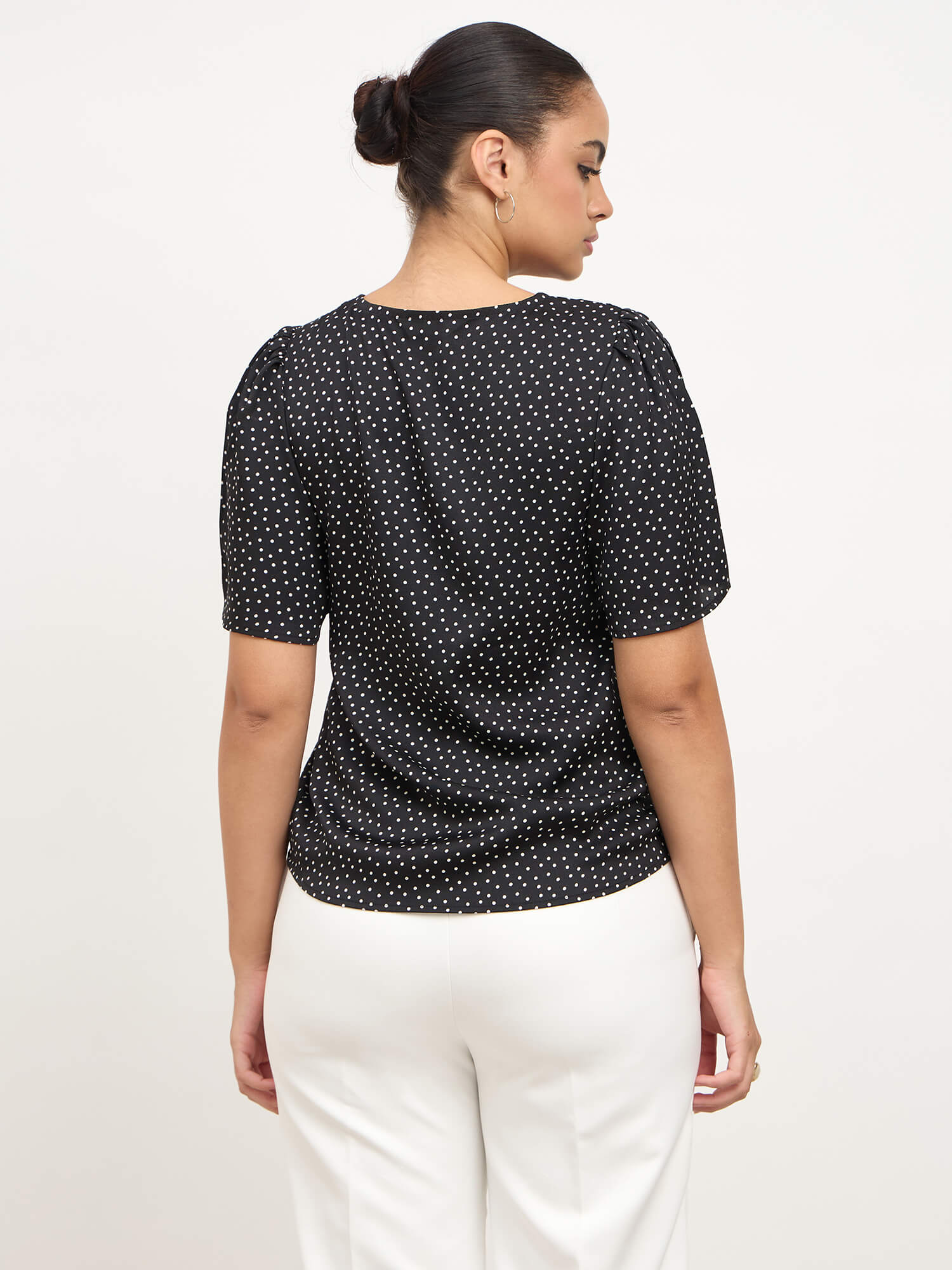 Elix Flared Sleeves V-neck Top-Black &amp; White