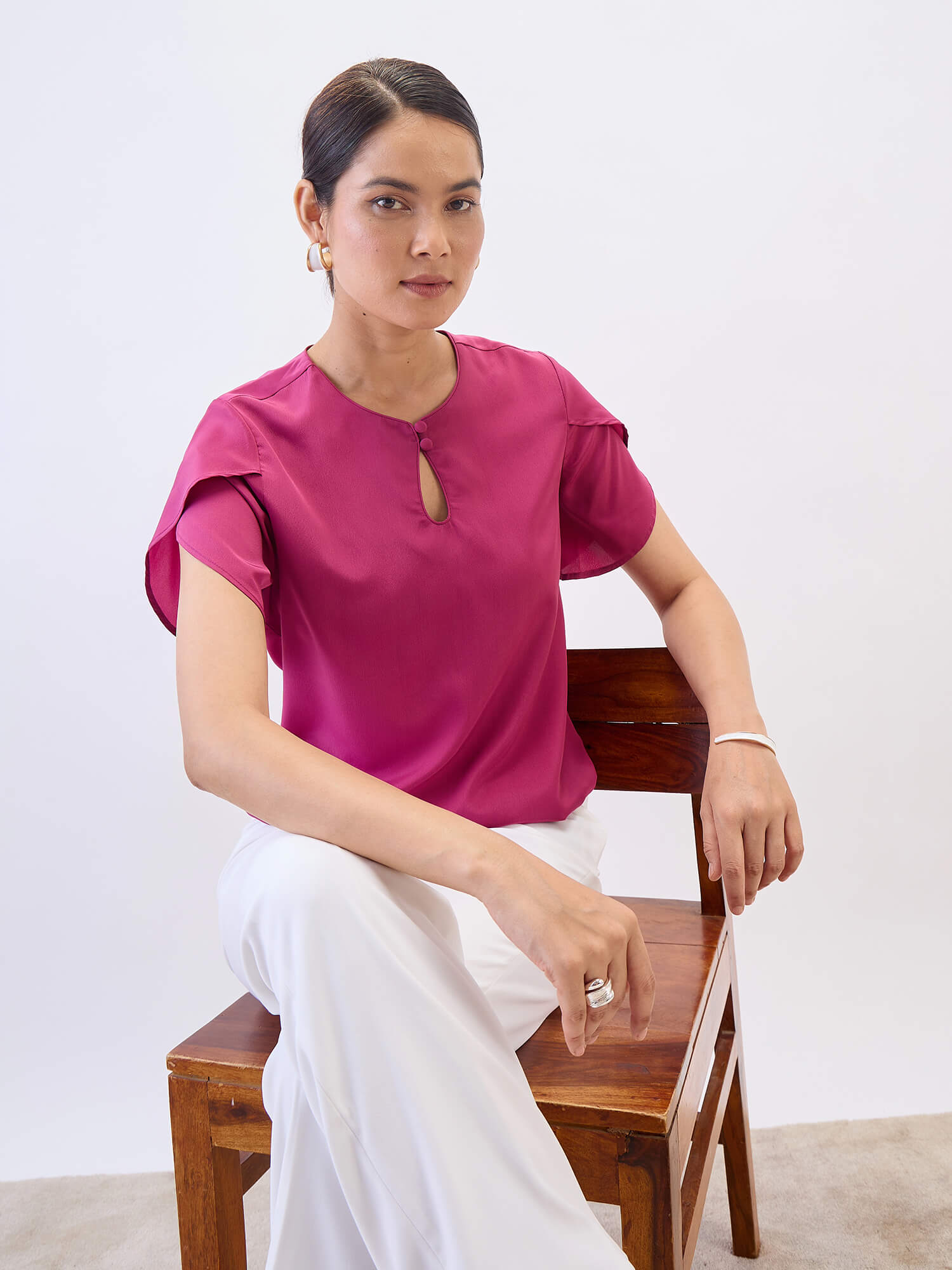 Briza Petal Sleeves Top-Magenta Pink