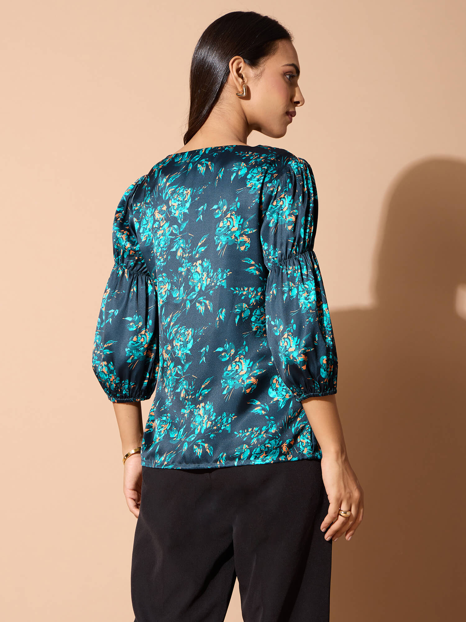 Velrosa Floral Gathered Sleeves Top-Multi