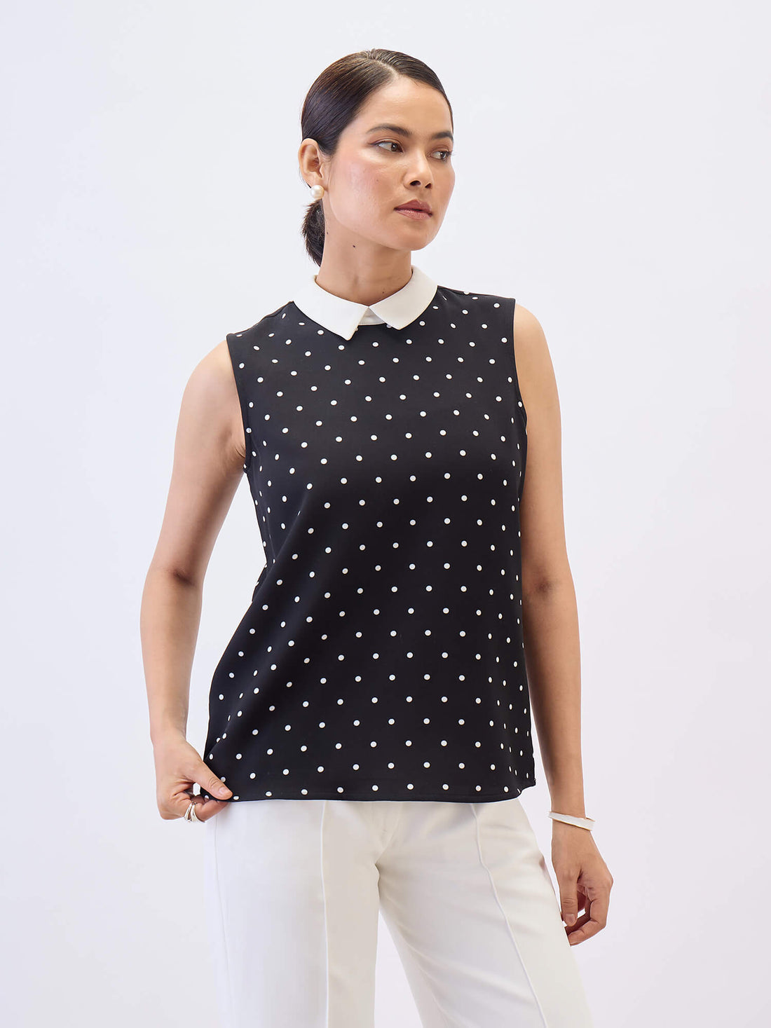 Elodie Contrast Collar Top-Black