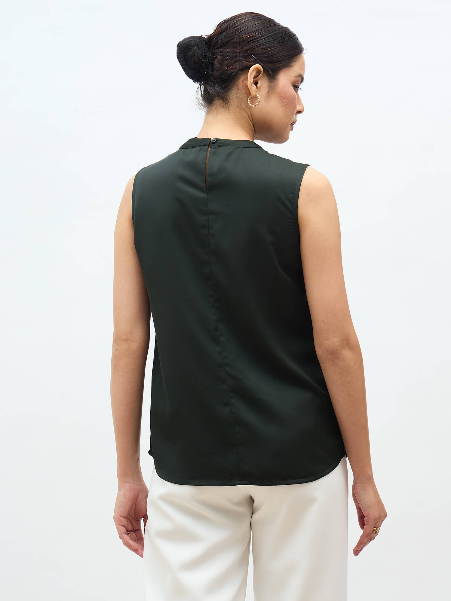 livia Front Pleat Top-olive