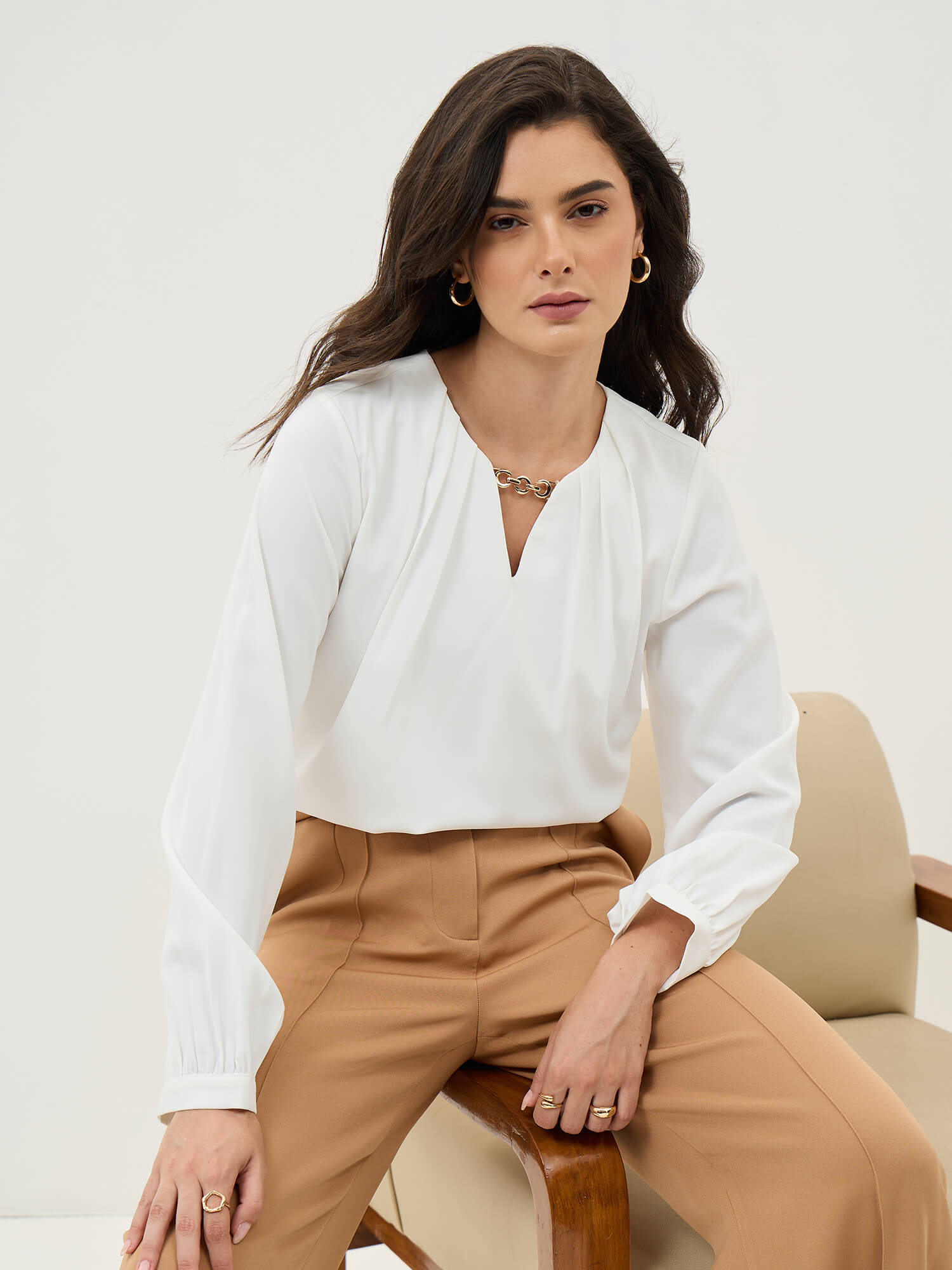 Leora Pleated Neck Detail With Chain Trim-White