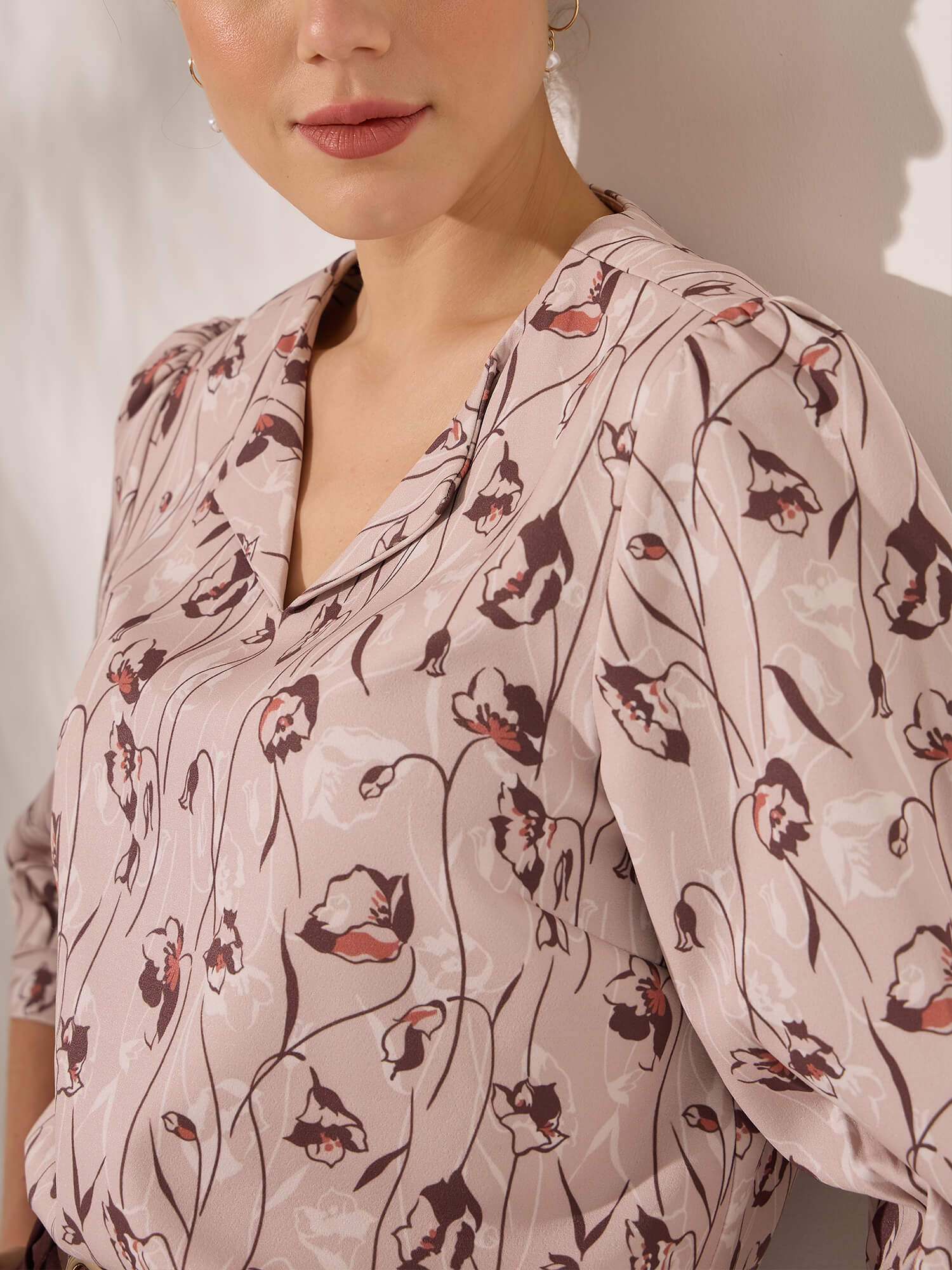 Martha Puffed Sleeves Top-Beige&amp;Brown