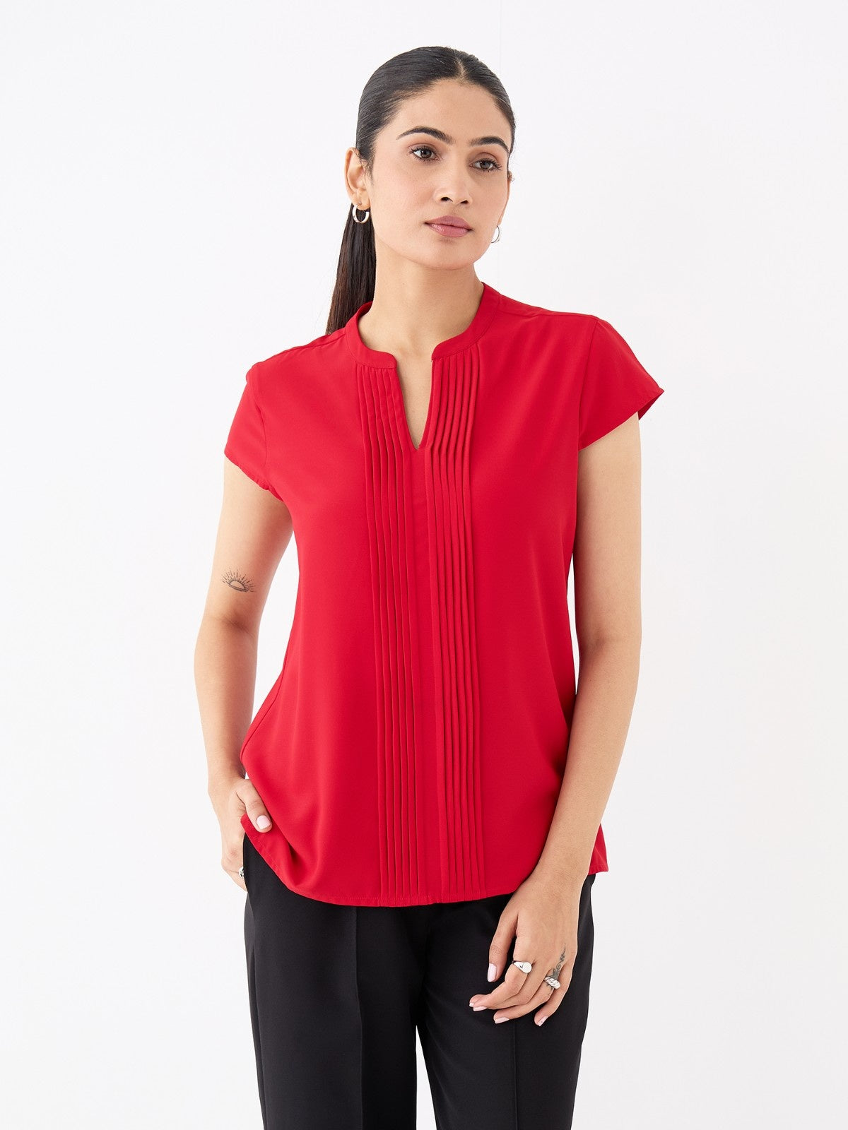 Helix Front Pintuck Detail Top-Red