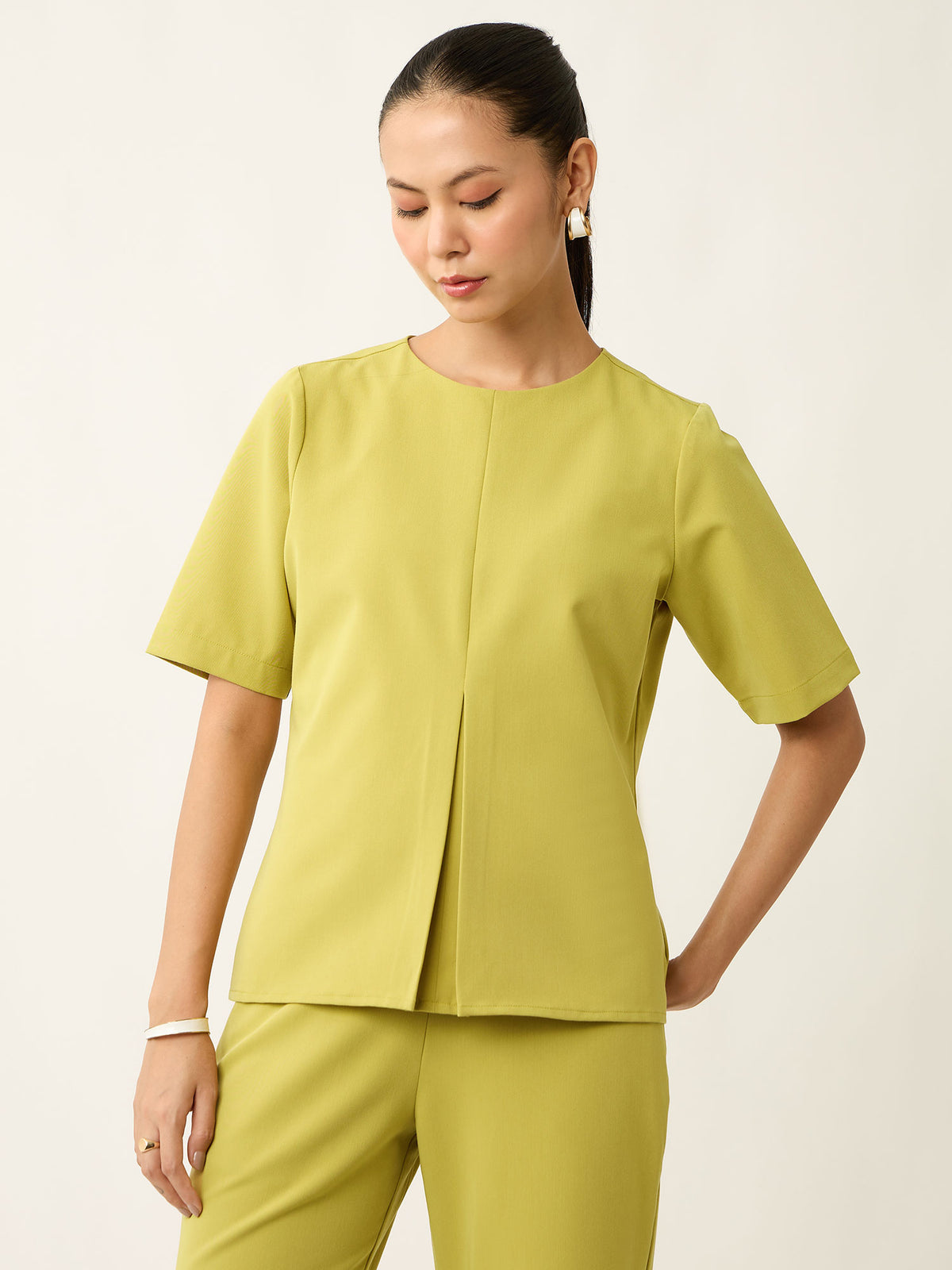 Chartreuse Command