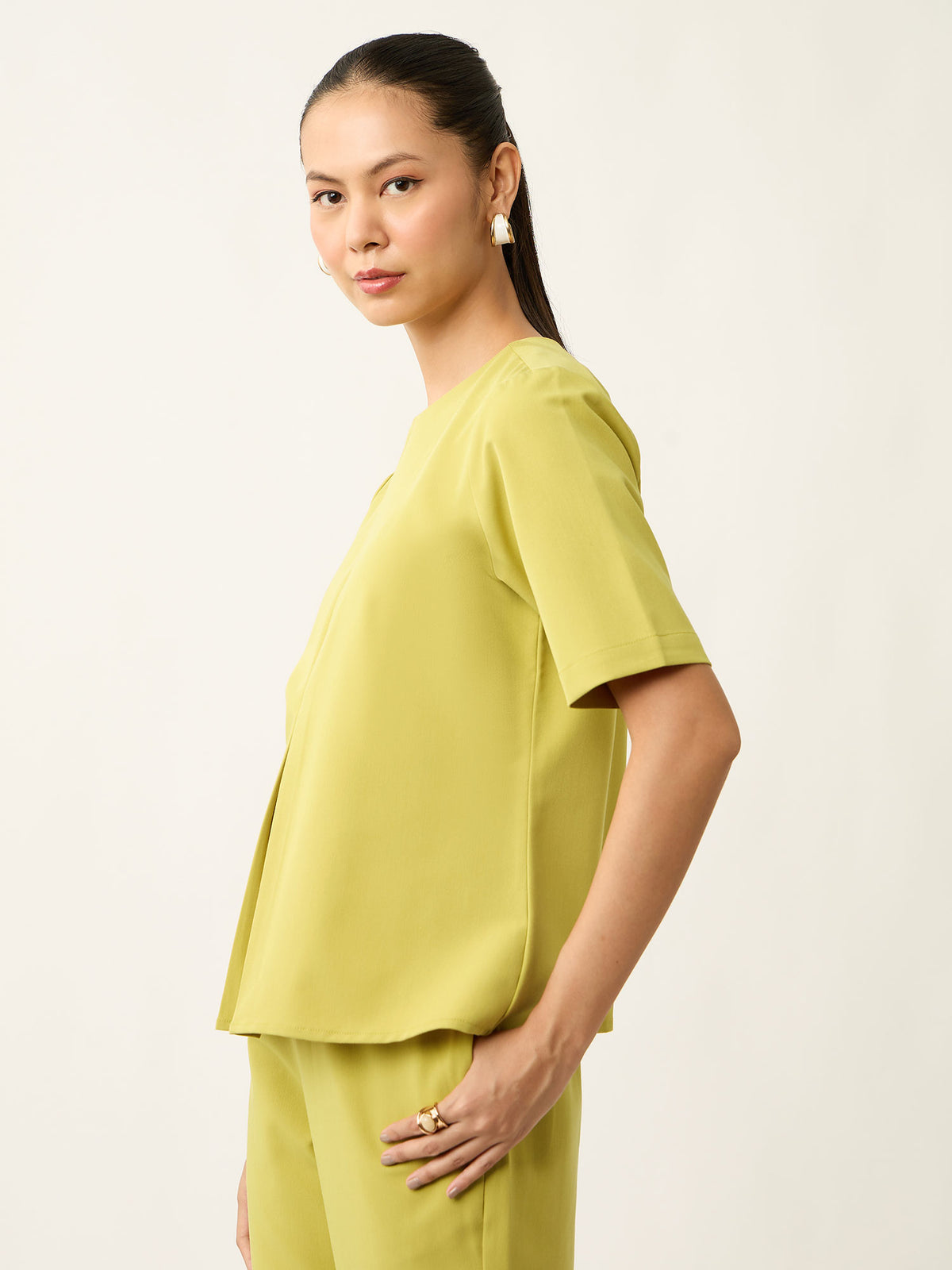 Chartreuse Command