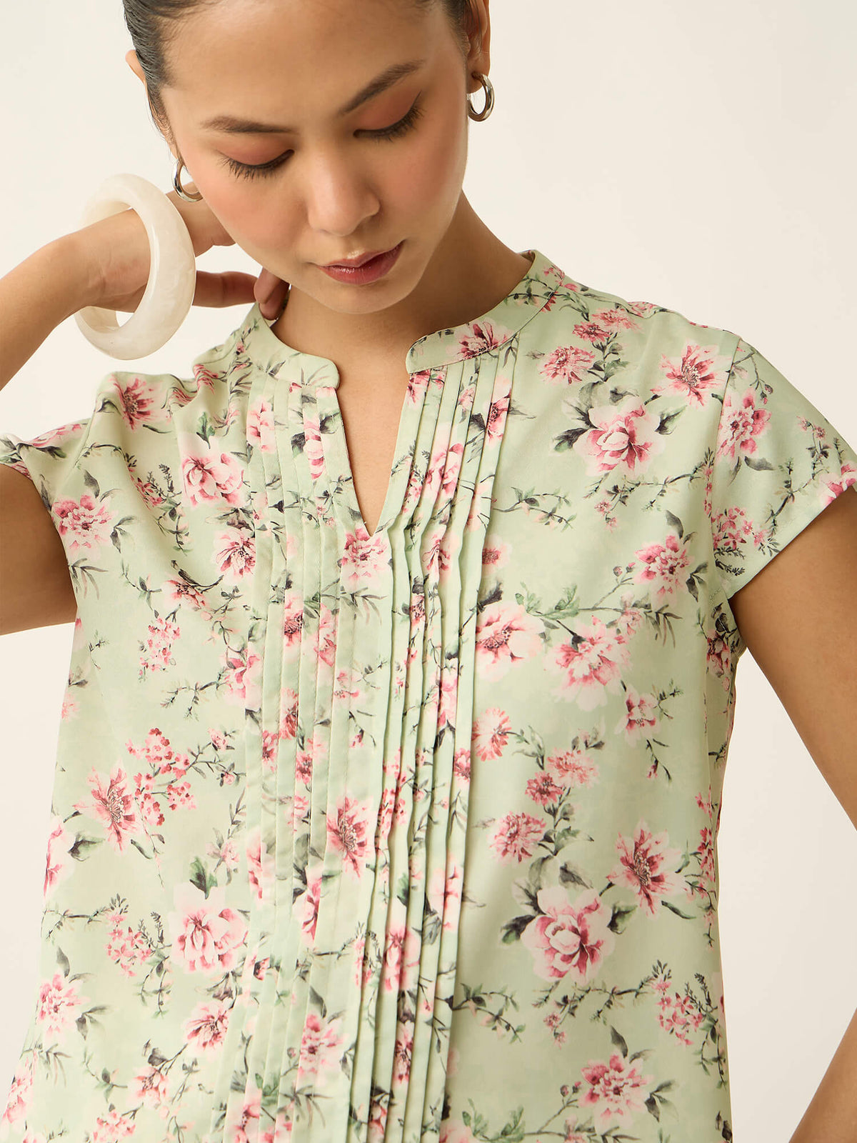 Helix-Floral Print Front Pintuck Detail Printed Top-Pastel Green