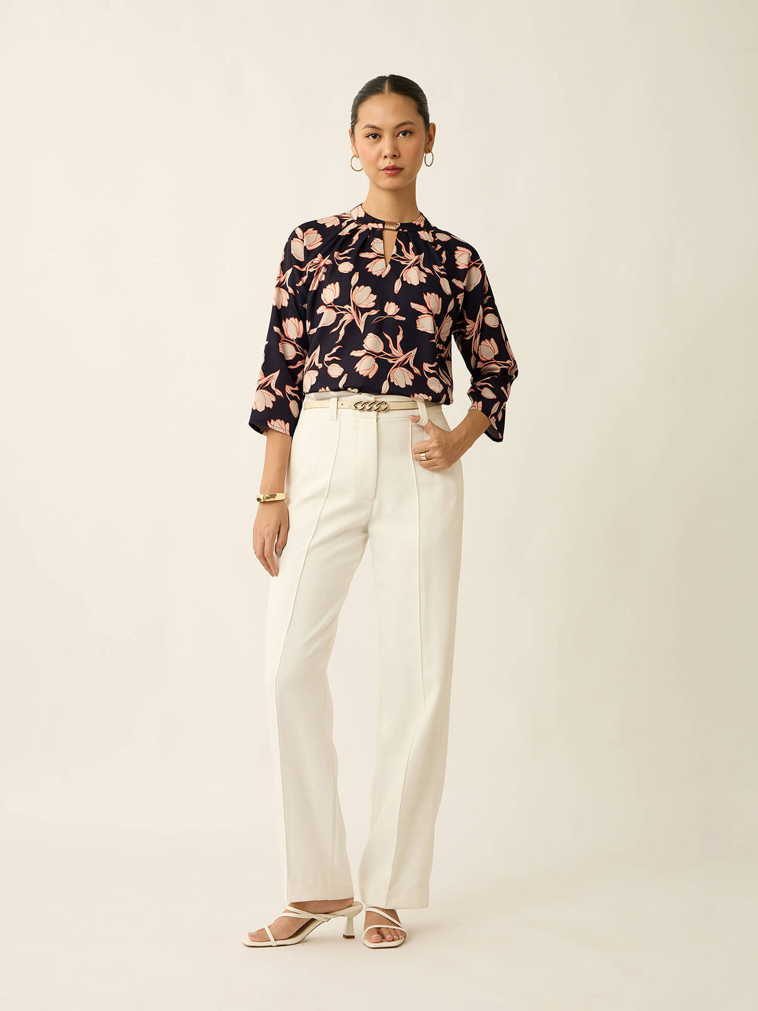 Sahara-Floral Print Trim Detail Printed Top-Black