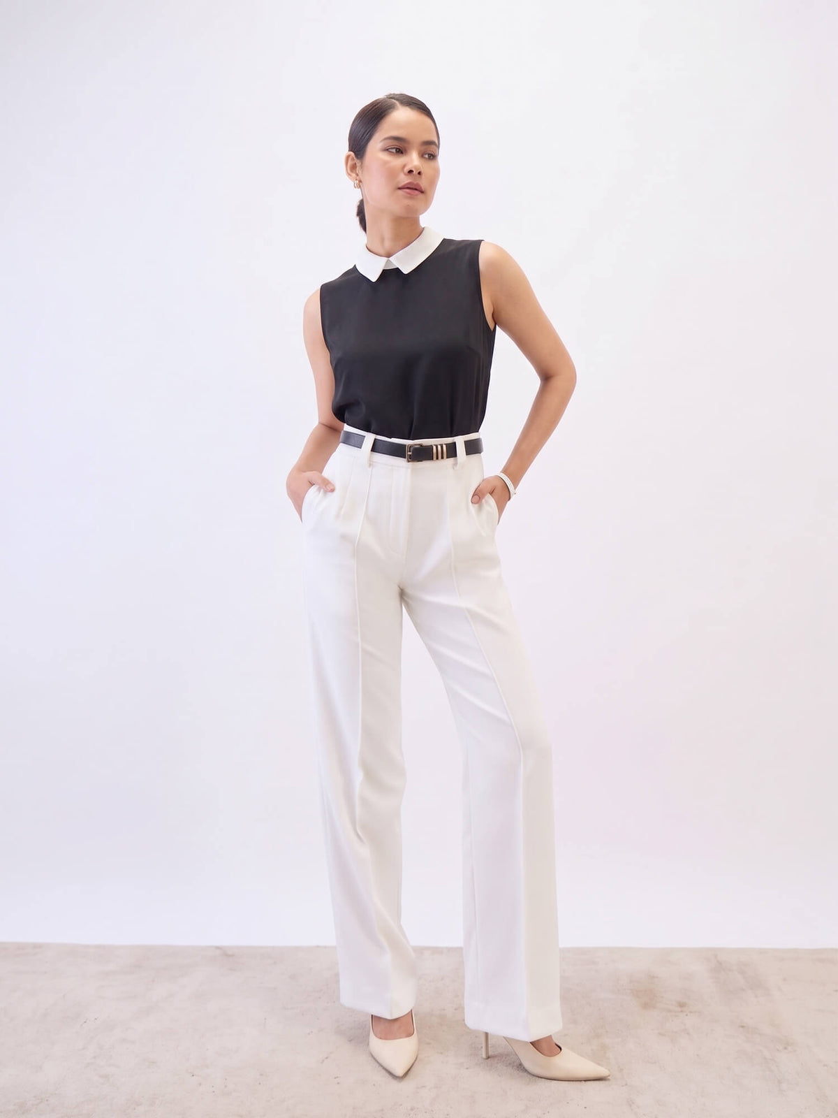 Elodie Contrast Collar Top-Black And White