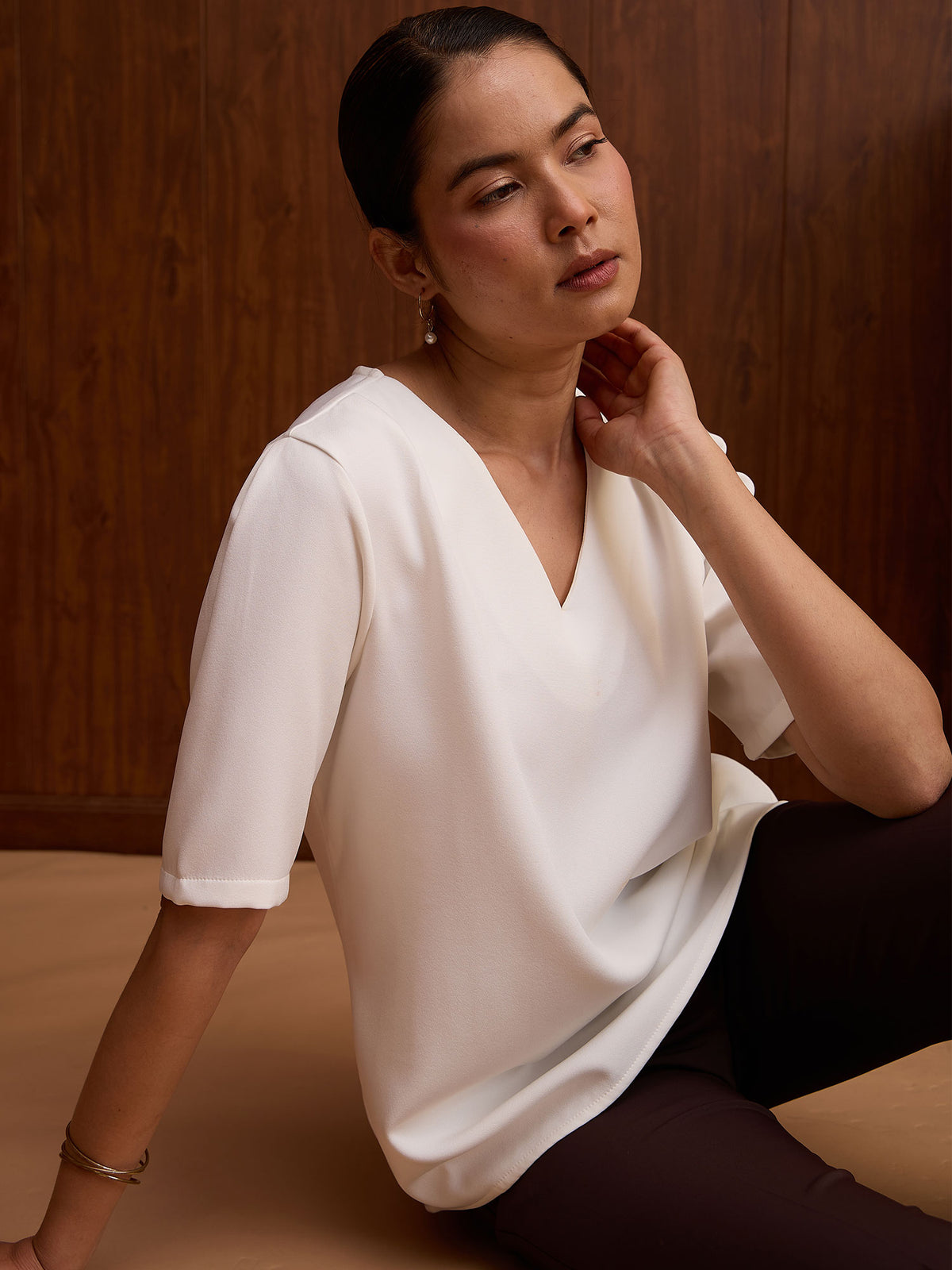 Genteel V-Neck Top-White