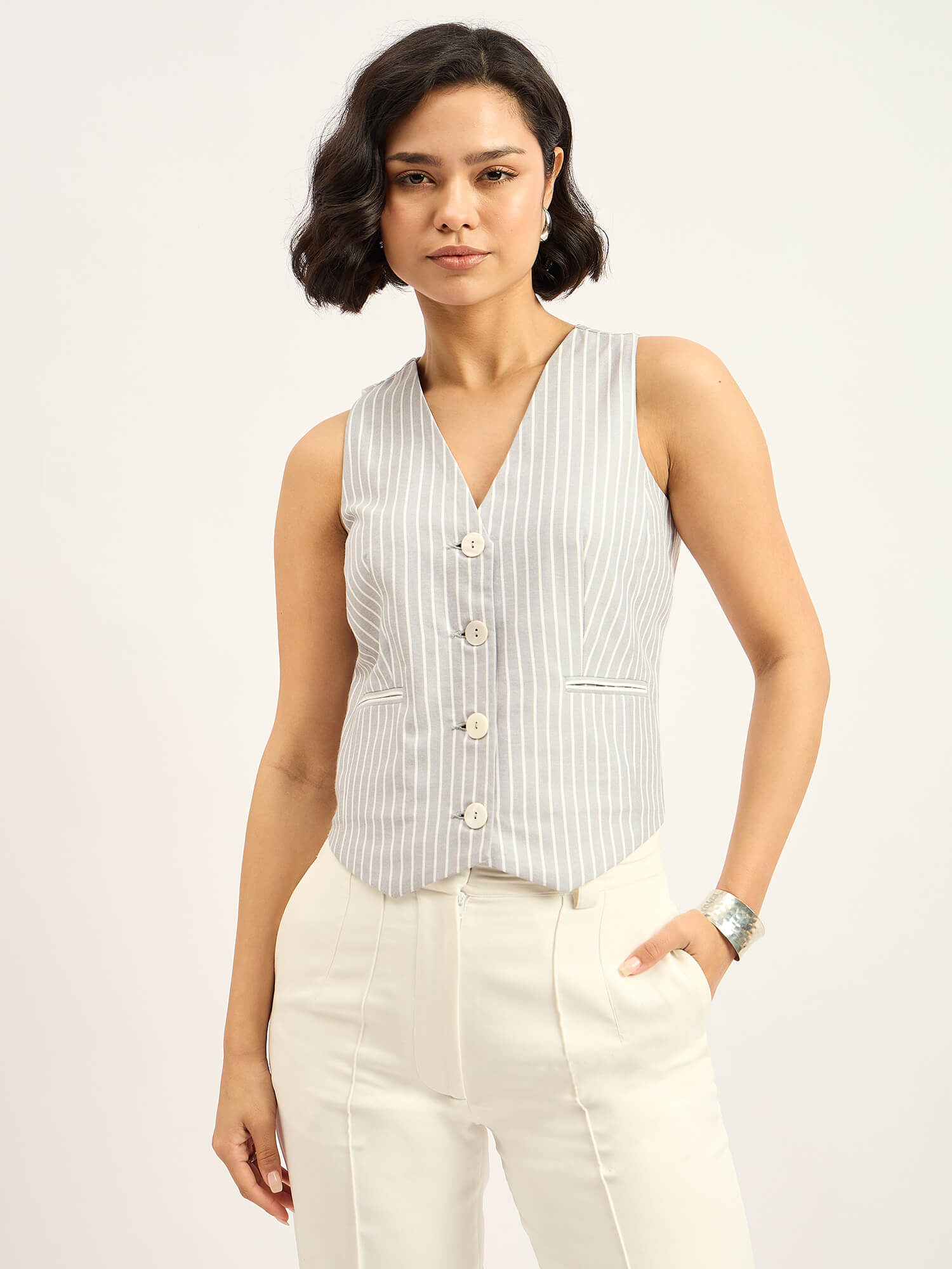 Quera Button-Down Lined Waistcoat - Grey &amp; White