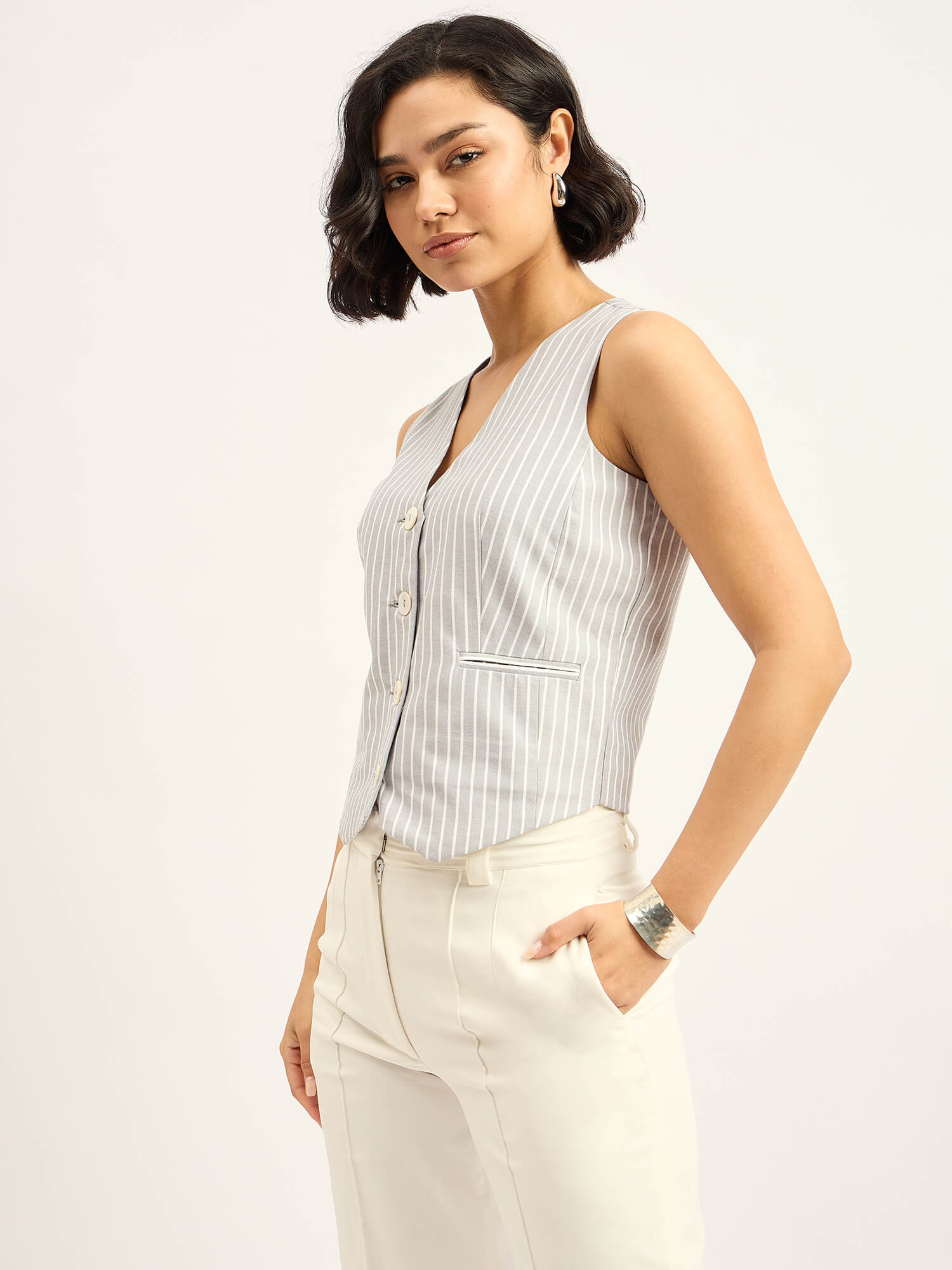 Quera Button-Down Lined Waistcoat - Grey &amp; White