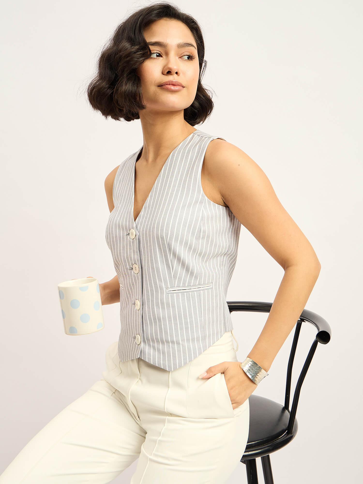 Quera Button-Down Lined Waistcoat - Grey &amp; White