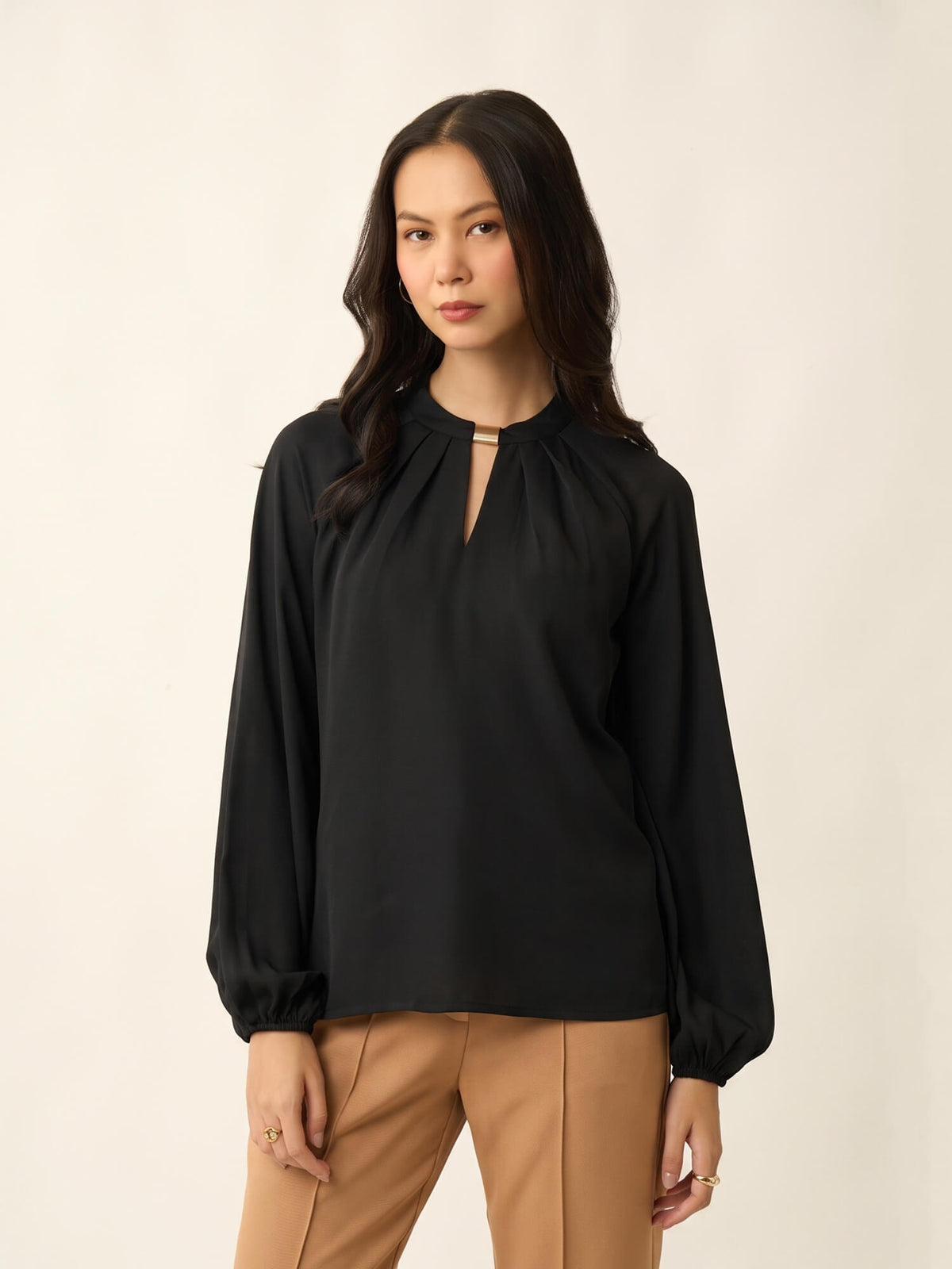 Casta Trim Detail Top-Black