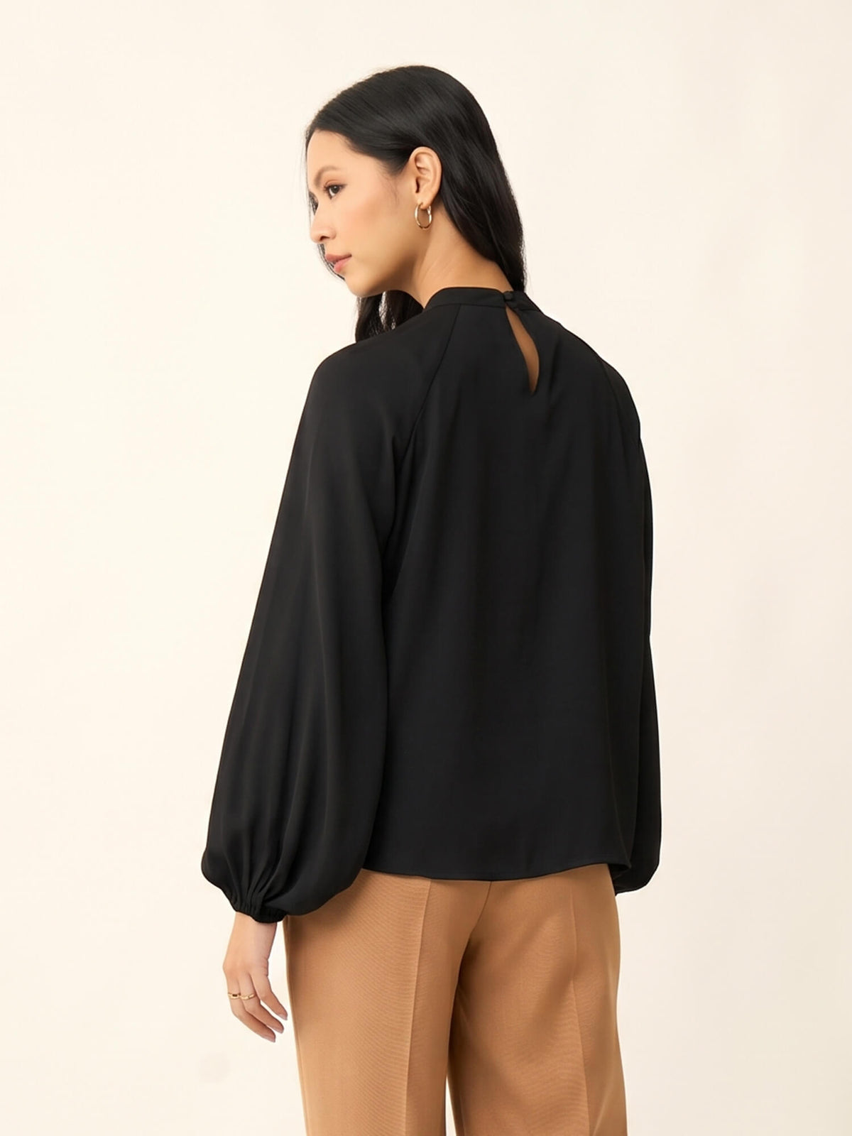Casta Trim Detail Top-Black