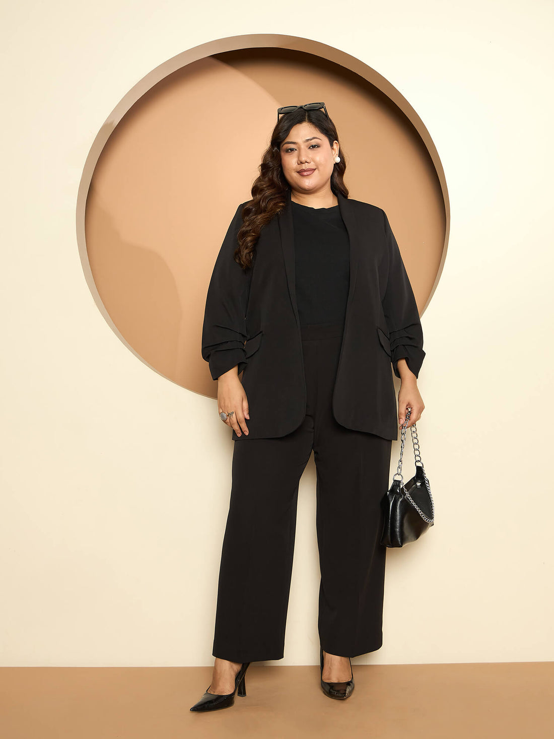 Valorous Ruched Sleeve Blazer-Black
