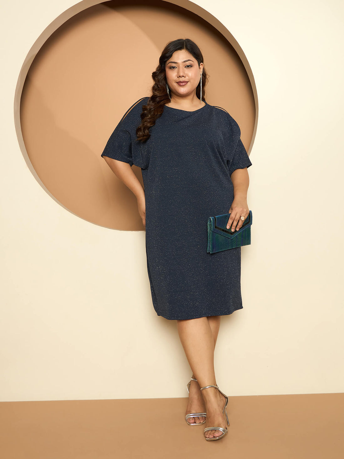 LB-Kiki Cold Shoulder Shift Dress-Navy