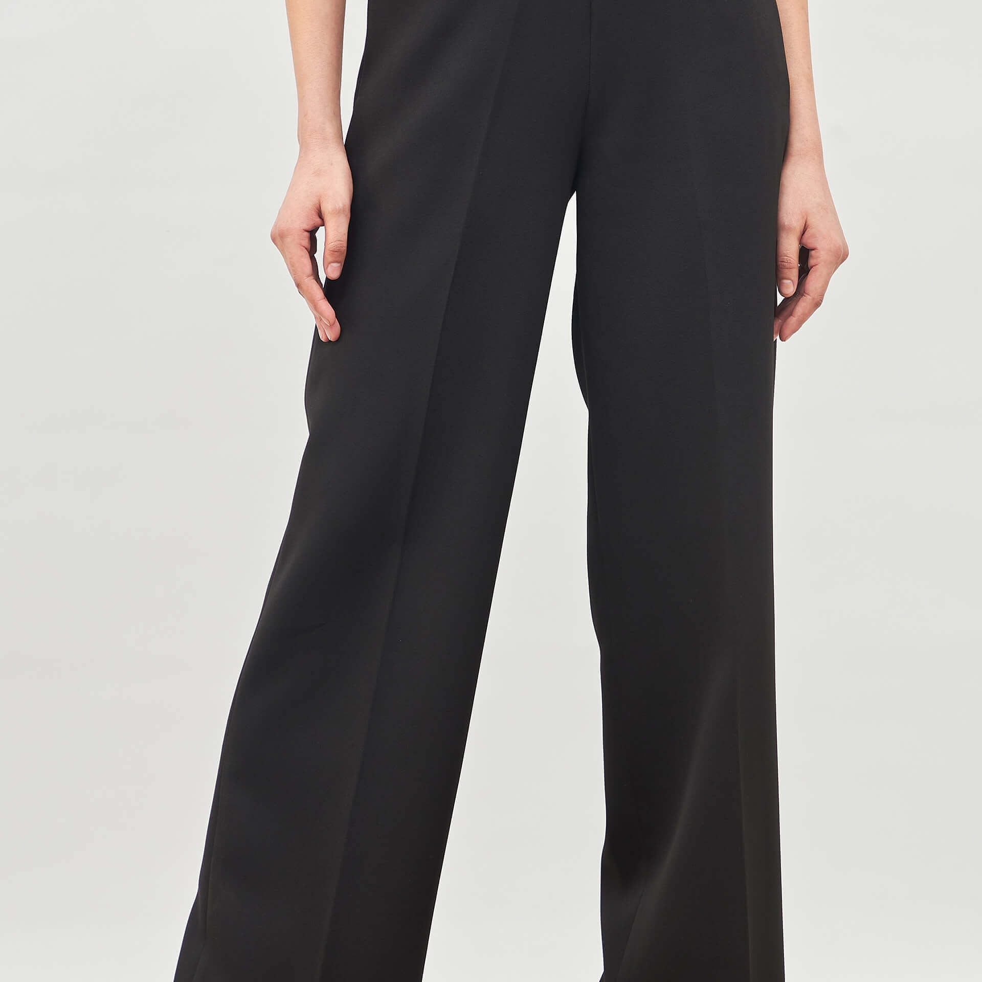 Tenacious High Rise Flared Trousers - Black