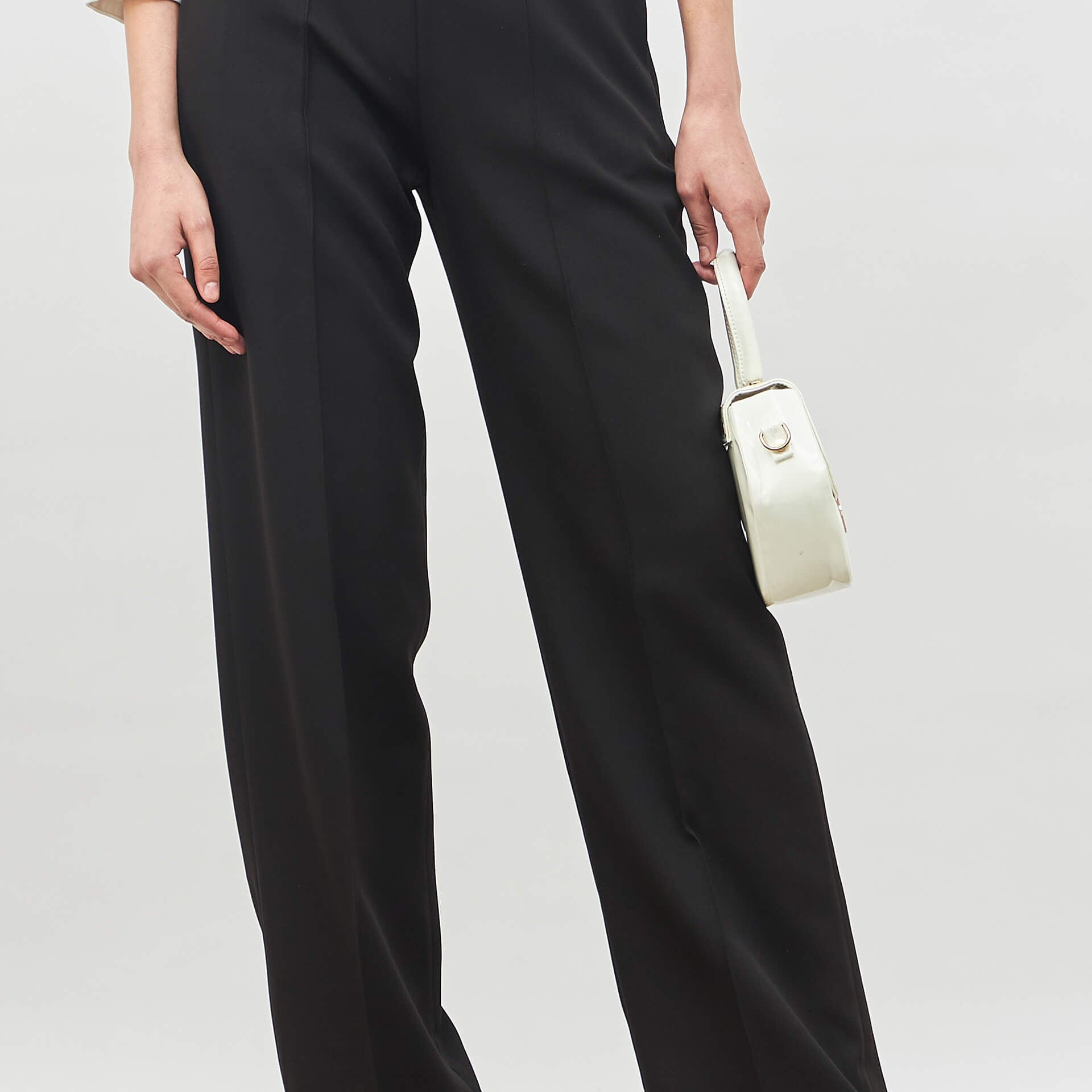 Determined High Rise Straight Trousers - Black