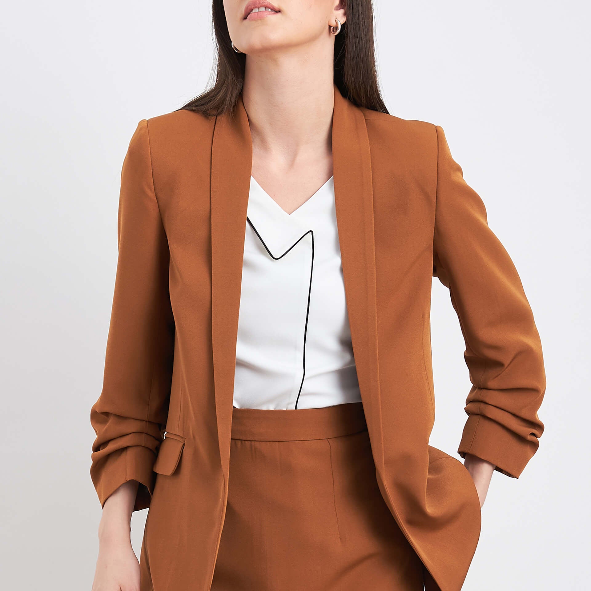 Spunky Ruched sleeve blazer - Tan Brown