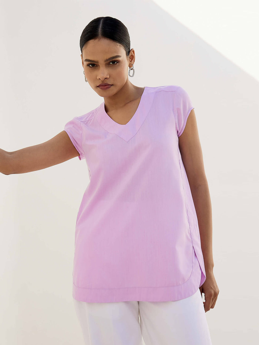 Gloria V-Neck Top - Lilac