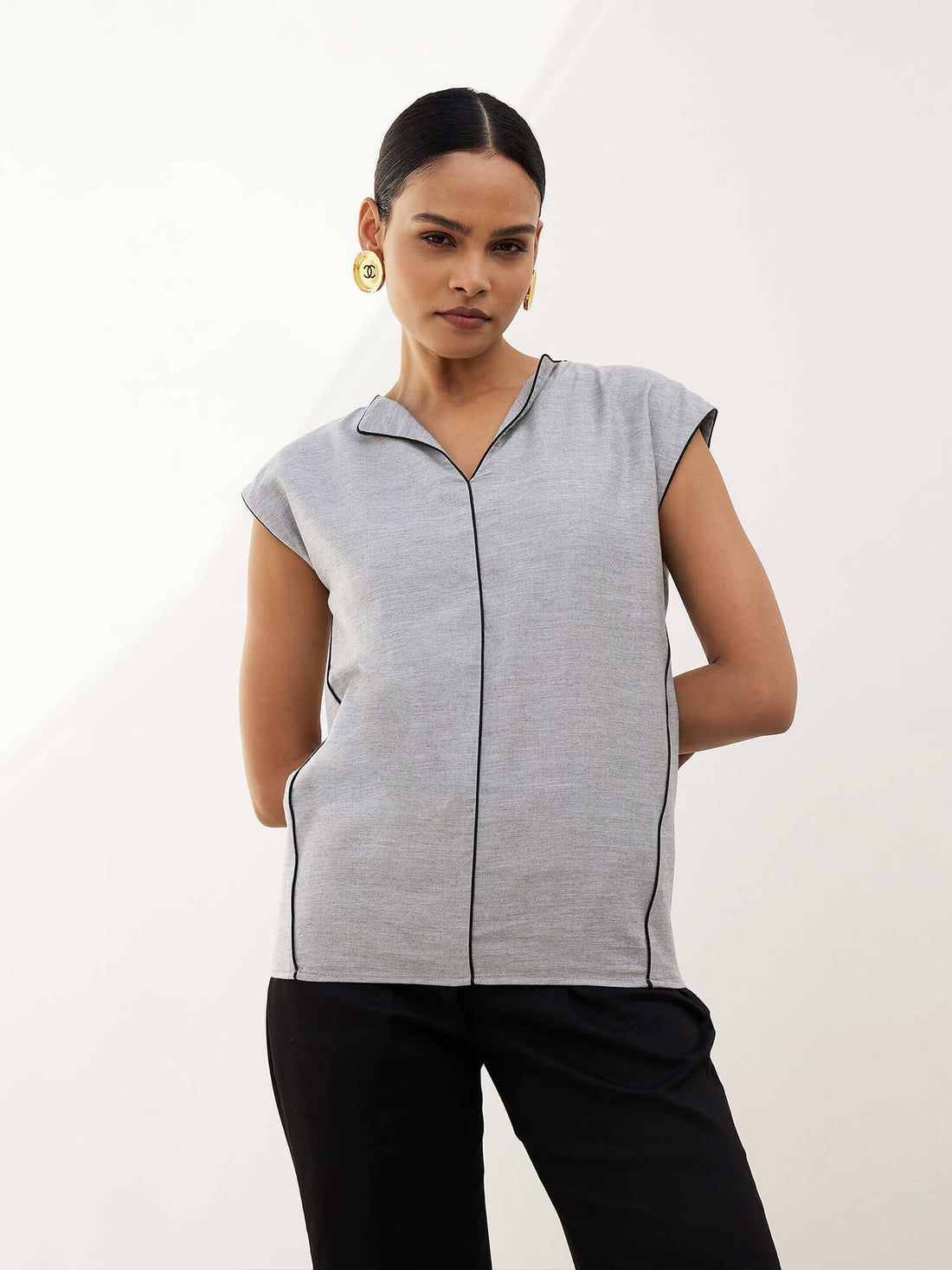 Haze Contrast Piping Top - Light Grey