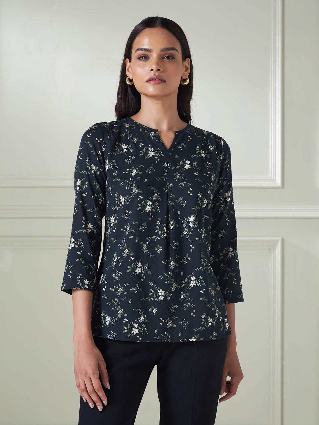 Jasper Floral High-Low Pleated Top - Black