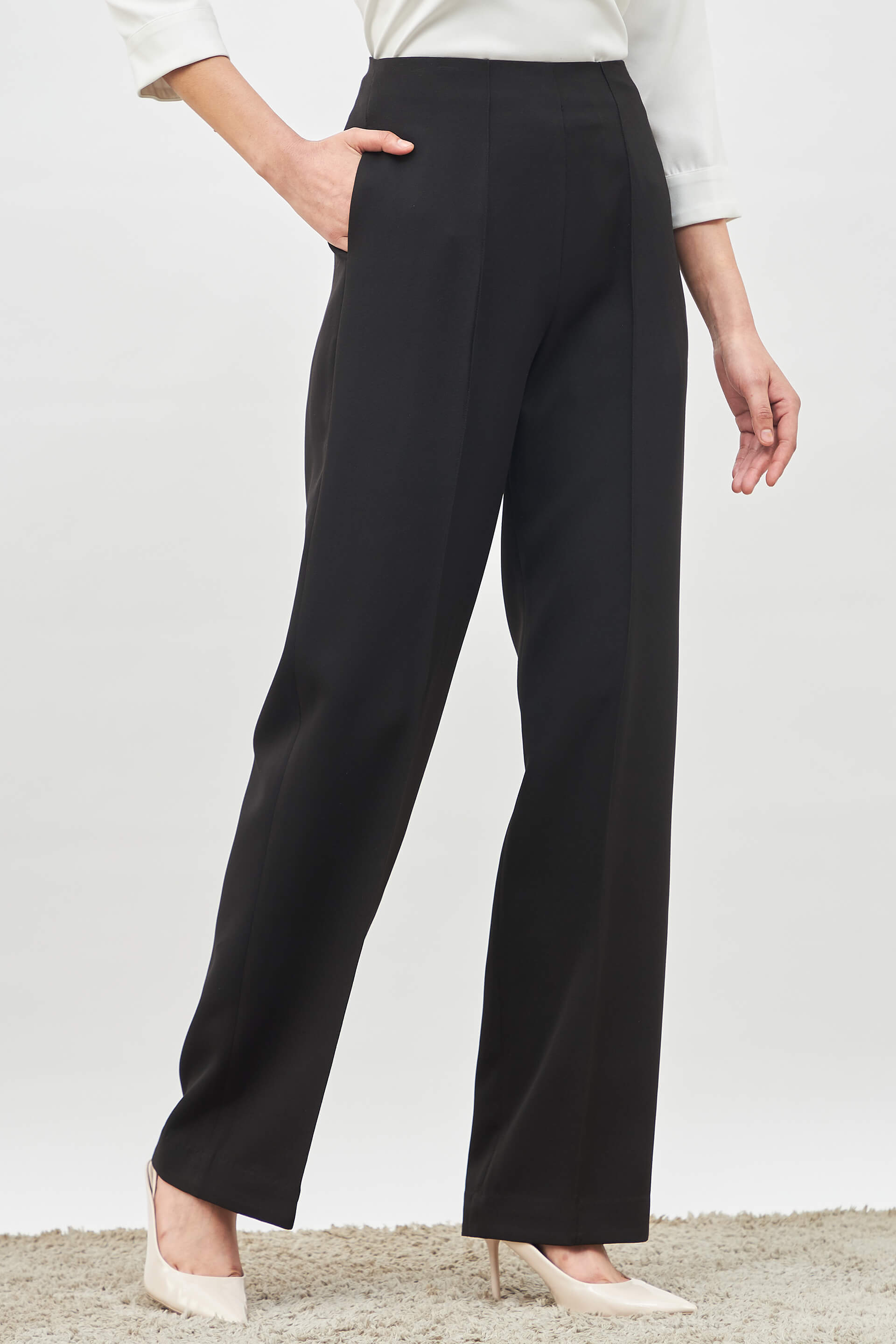 Determined High Rise Straight Trousers - Black
